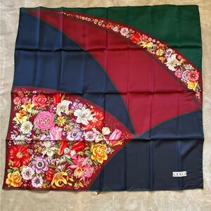Vintage Gucci Silk Scarf NWB Floral 33”Square